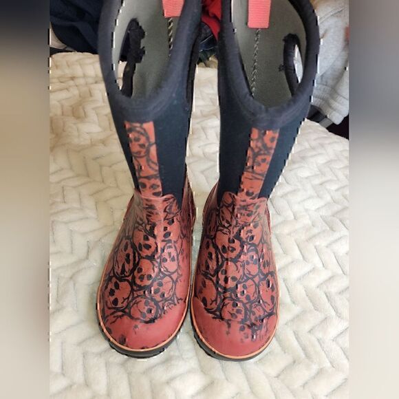 Bogs Classic Insulated Waterproof Winter Boots, Sz 13, Little Kids.  - Picture 2 of 5